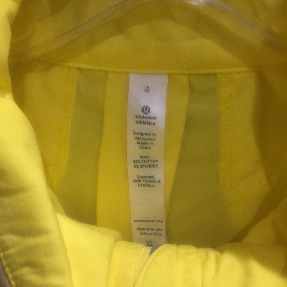 ✨NEW✨WITH NO TAGS Lululemon jacket - Picture 5 of 8